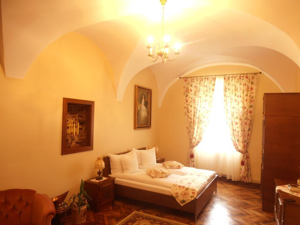 Gothic House Διαμέρισμα Σίμπιου Εξωτερικό φωτογραφία