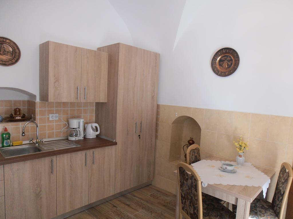 Gothic House Διαμέρισμα Σίμπιου Εξωτερικό φωτογραφία