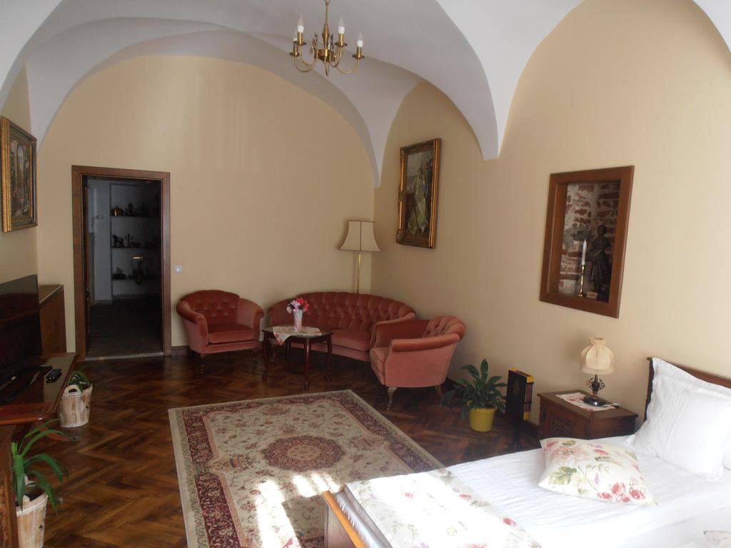 Gothic House Διαμέρισμα Σίμπιου Εξωτερικό φωτογραφία